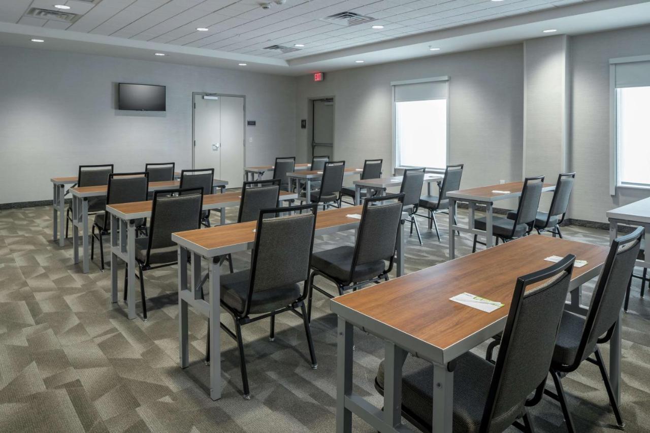 Home2 Suites By Hilton Jacksonville Airport Экстерьер фото